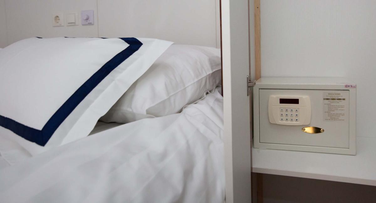 Spl-Cabins Standard deck (3)