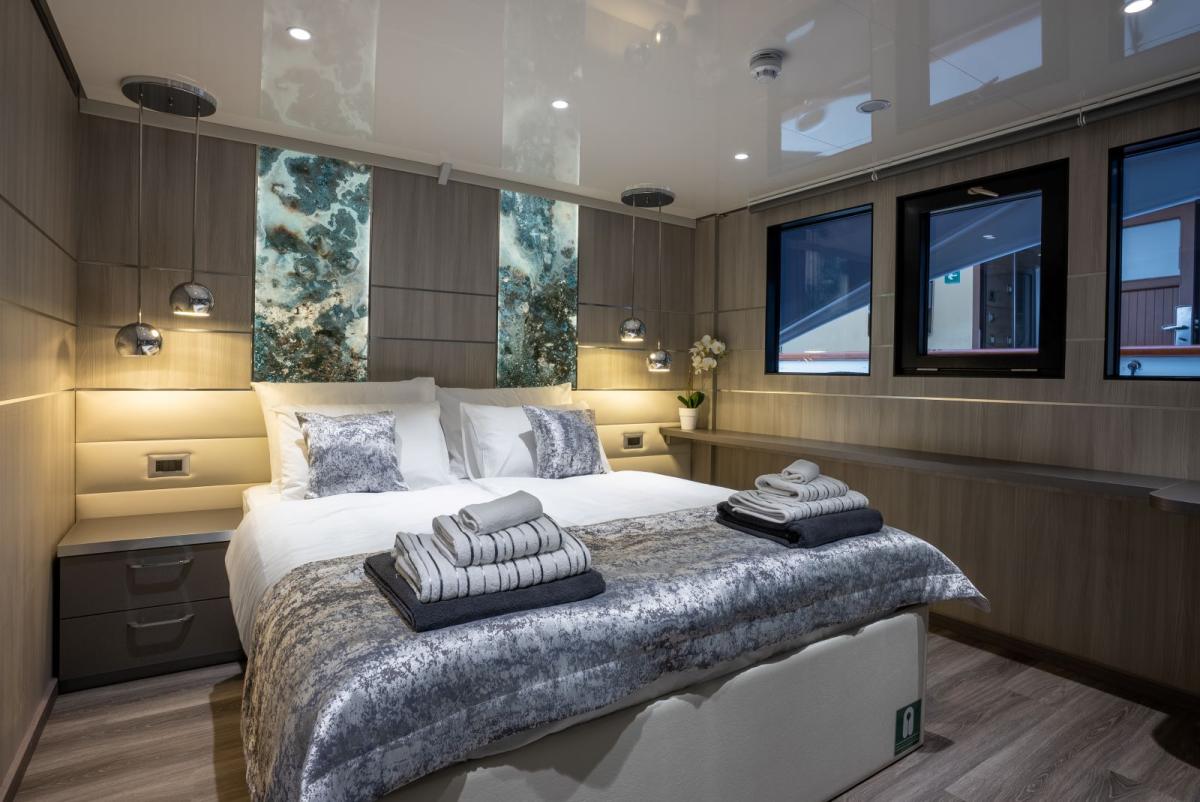 Osc-Cabins-Main-Deck-5