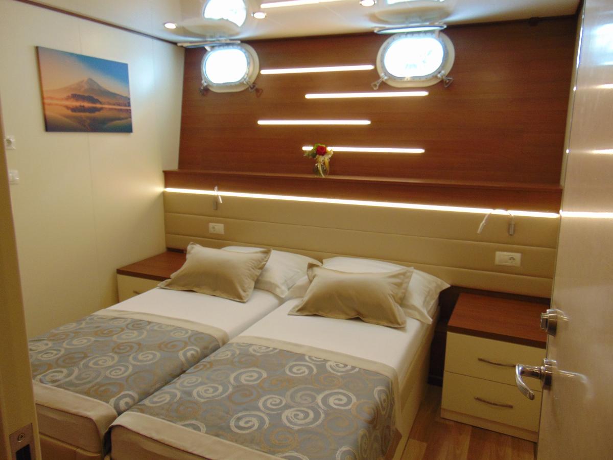 SanS-Cabins-Standard-17