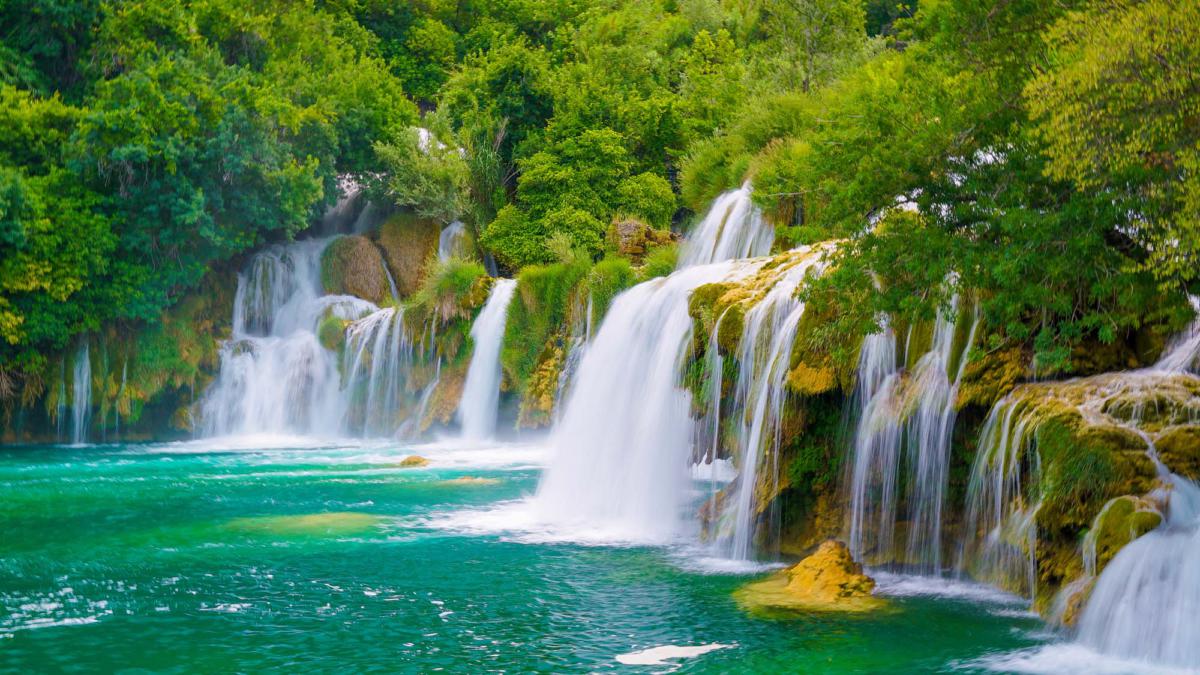 The,Magical,Waterfalls,Of,Krka,National,Park,,Split.,An,Incredible