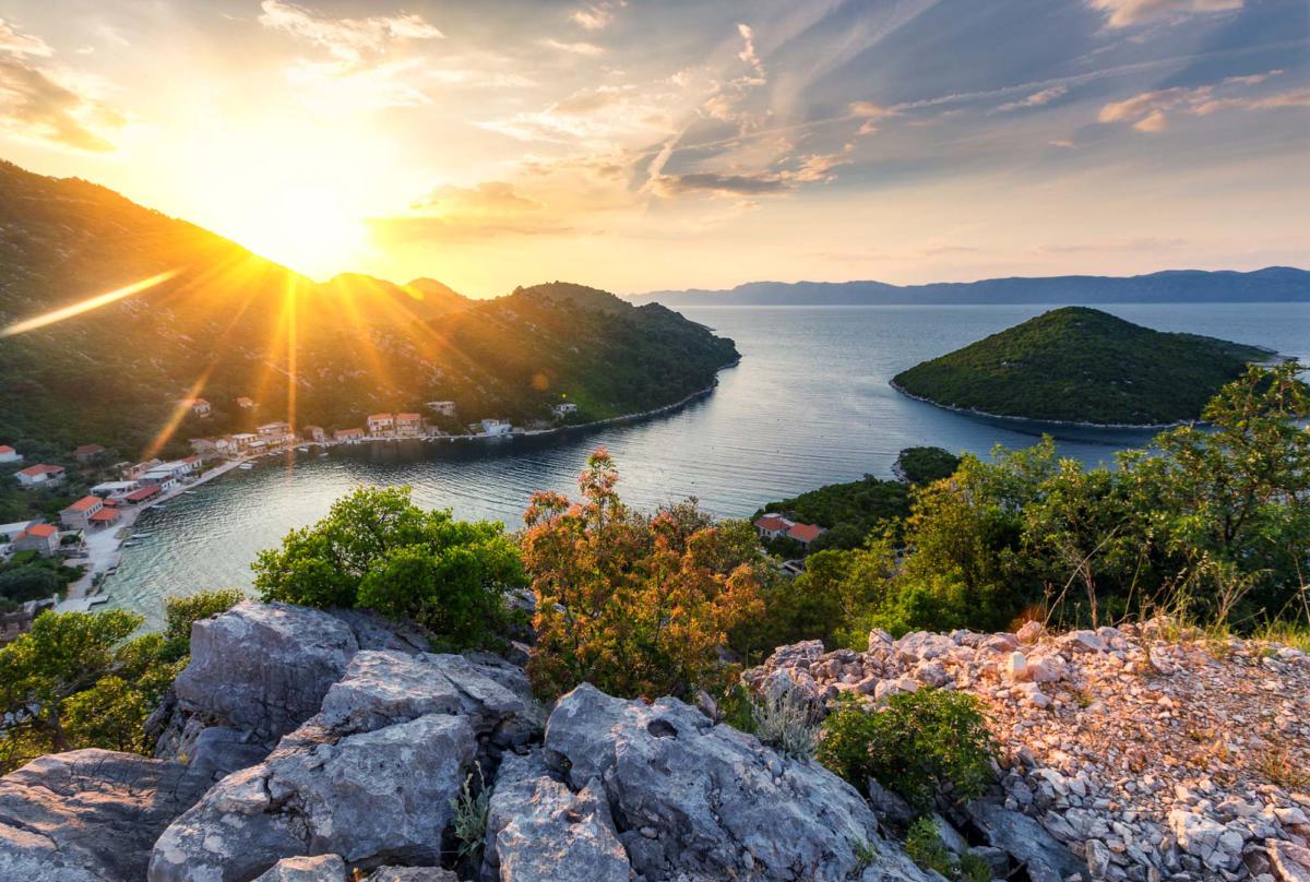 Panoramic,View,And,Sunset,Image,Of,Prozurska,Luka,At,Island